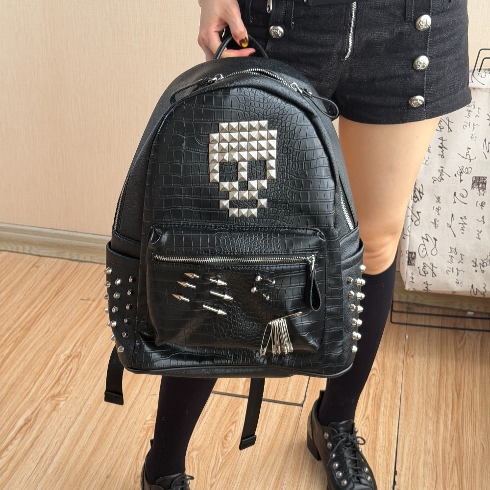 Laptop Accessories Women - Original Black Crocodile Pattern Skull Rivet